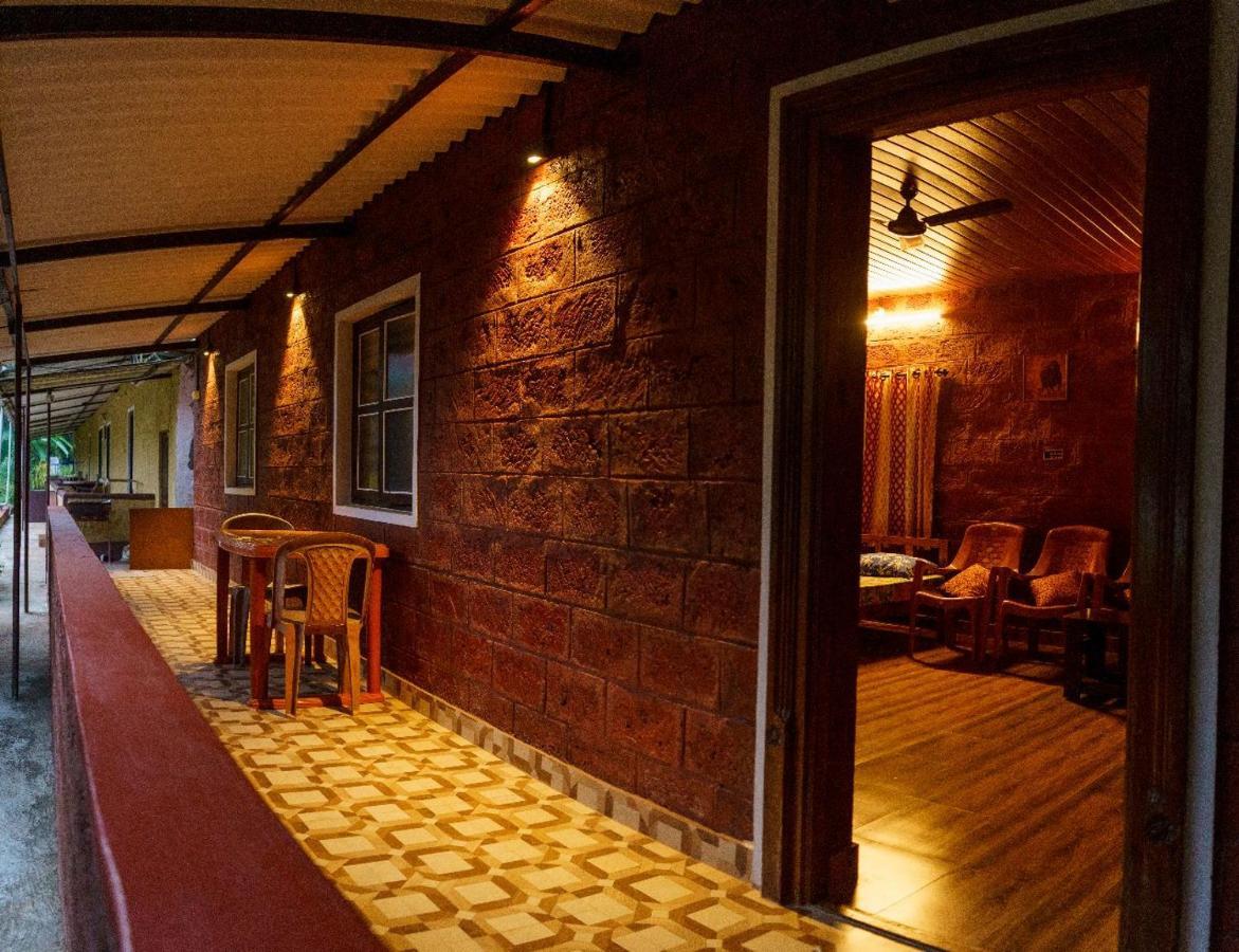 Jasmine Land Homestay Udupi Esterno foto